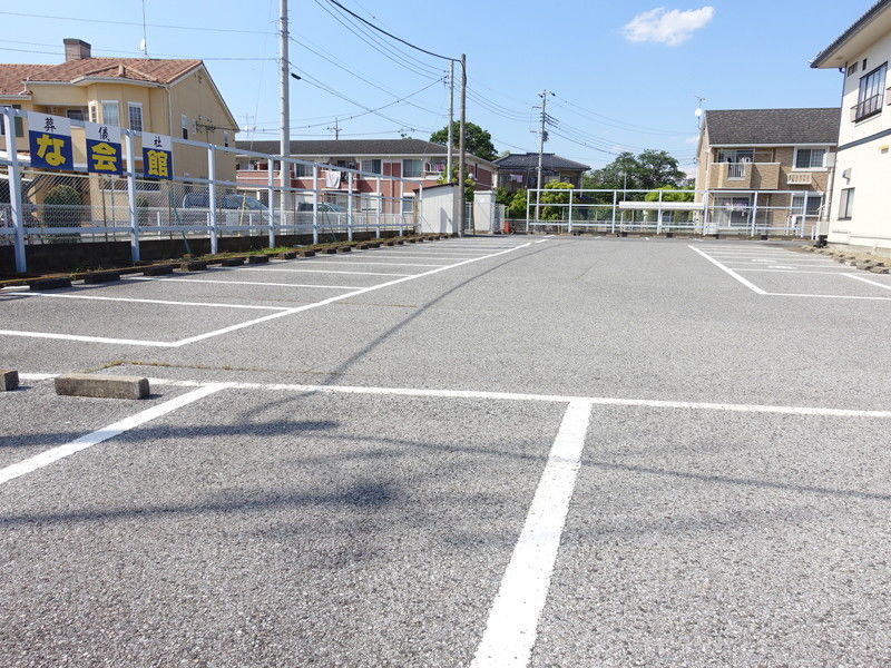 沼南葬儀社おいはな会館 駐車場