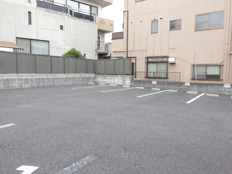 ライフケア流山会堂 駐車場