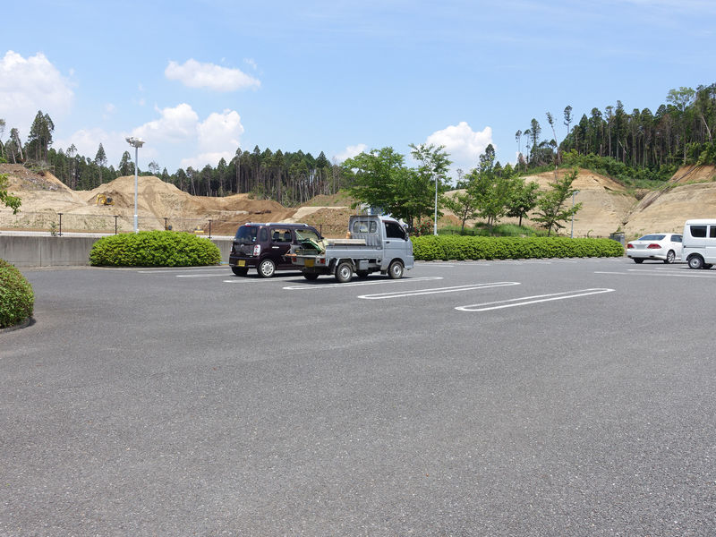 さくらの宮ホール 駐車場