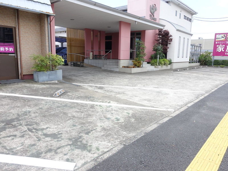 テンレイ会館 君津店 駐車場