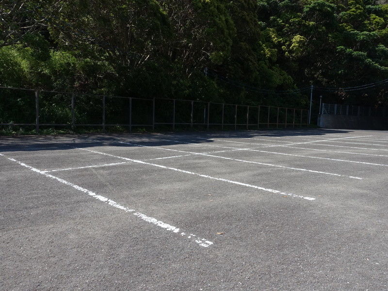 アスカ 天津小湊法輪閣 駐車場
