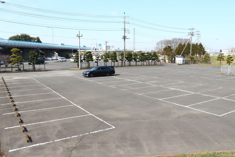 きぬ聖苑 駐車場