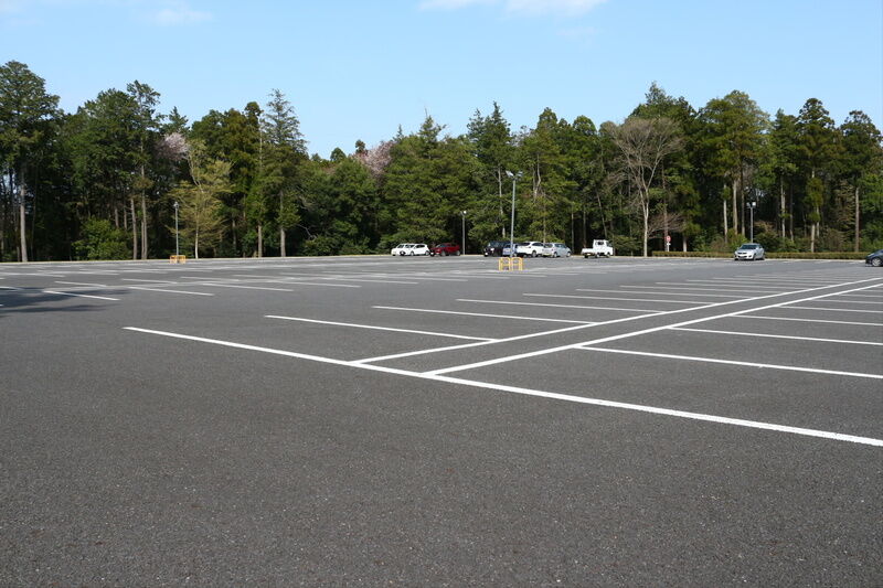 石岡地方斎場 駐車場