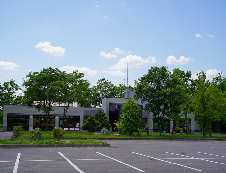 名風聖苑 駐車場2