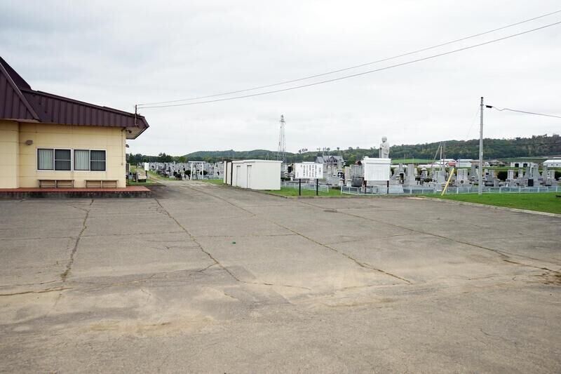 池田町葬斎場 駐車場２
