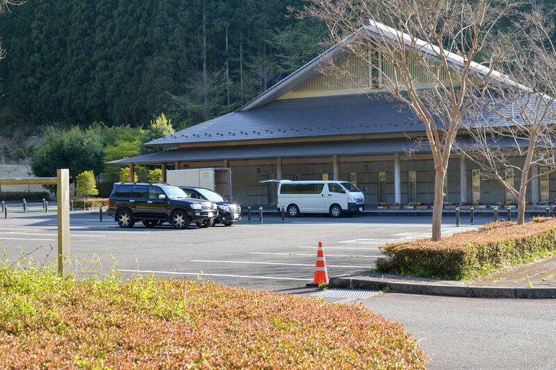 日光聖苑 駐車場