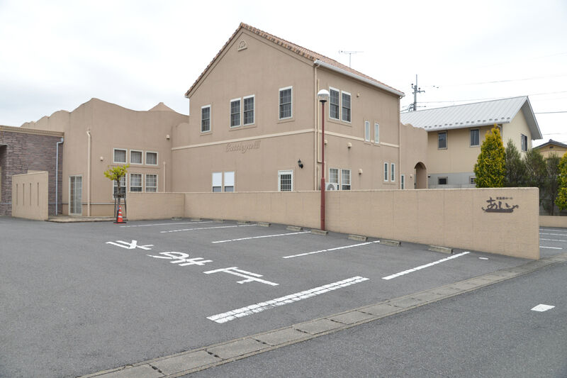 家族葬ホール セレモールあい 駐車場