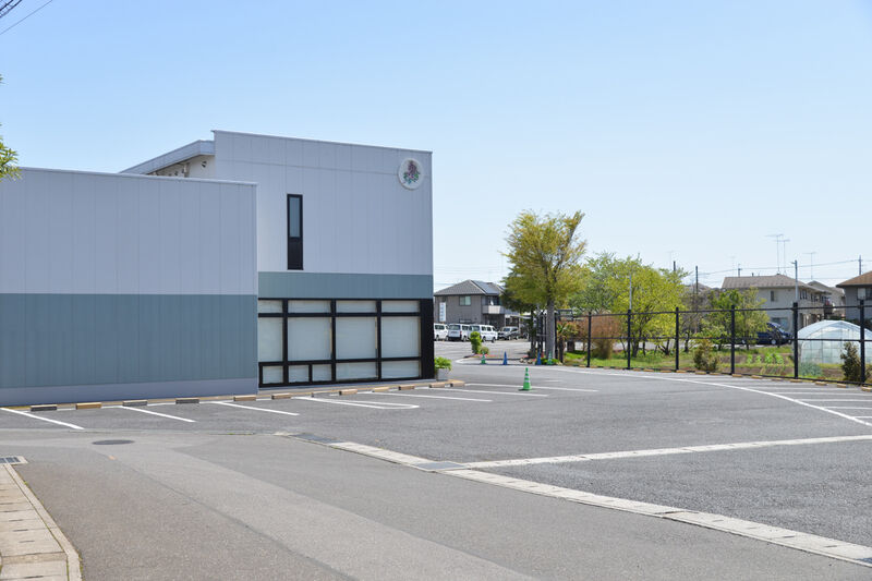 セレモニーフラワーホールつかさ 入り口