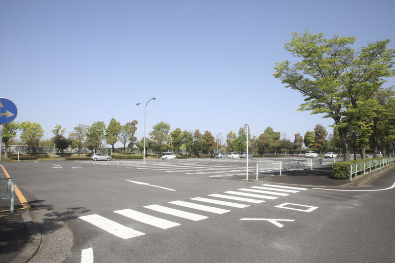 尾張東部聖苑 駐車場