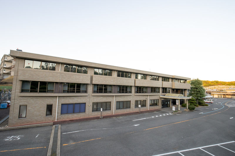 八事斎場 外観4