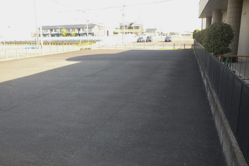 一宮市尾西斎場 駐車場