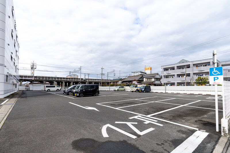愛昇殿レクストの杜 津島 駐車場2