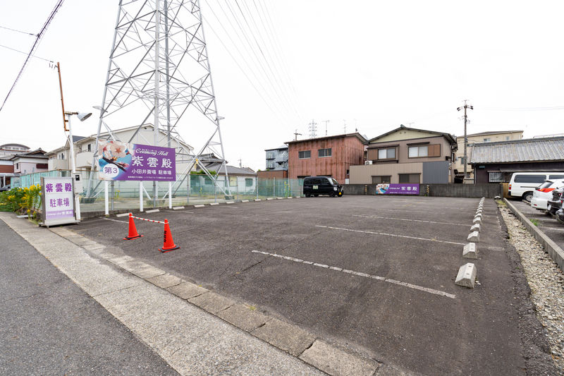 紫雲殿　小田井斎場 駐車場3