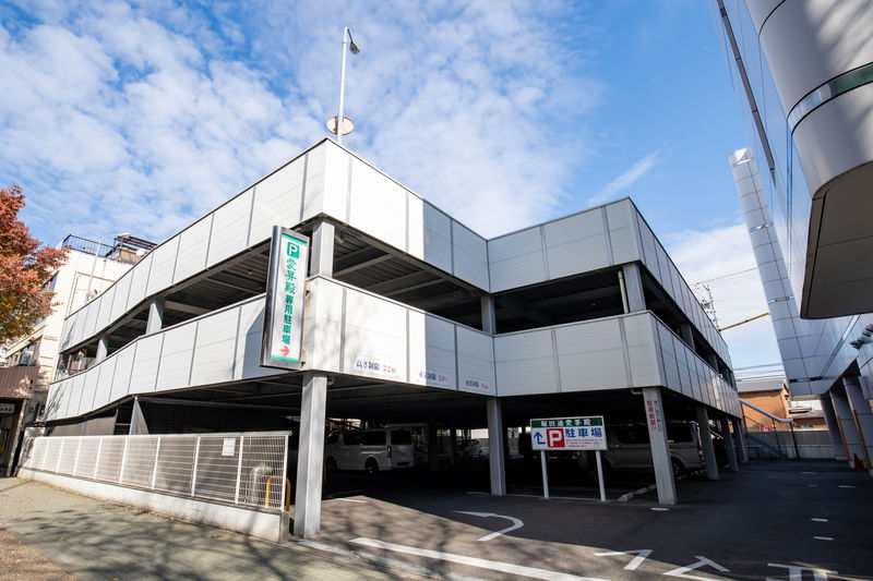 愛昇殿レクストの杜 堀田通 駐車場1