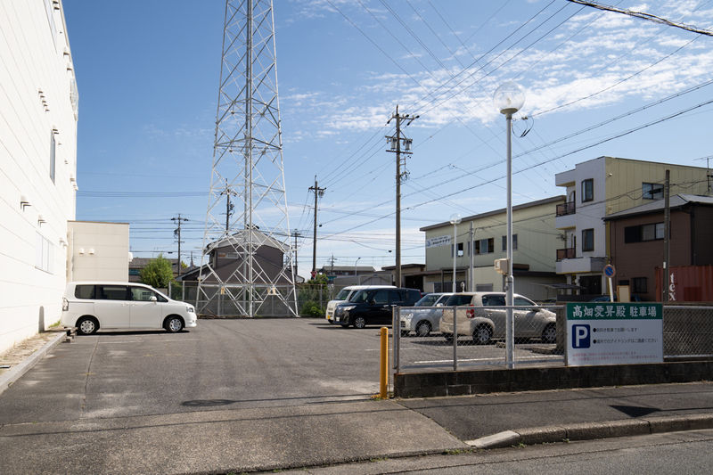 愛昇殿レクストの杜 高畑 駐車場3