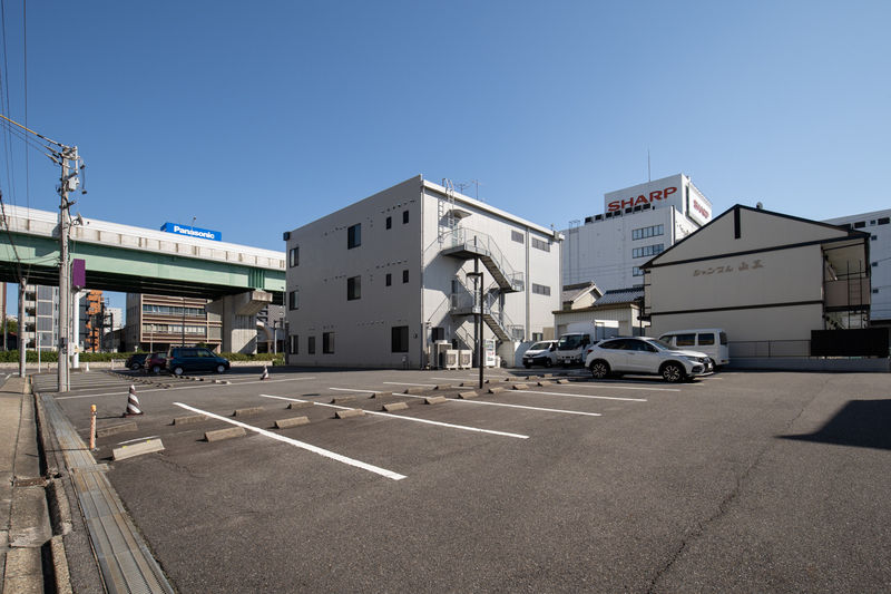 ティア山王 駐車場1