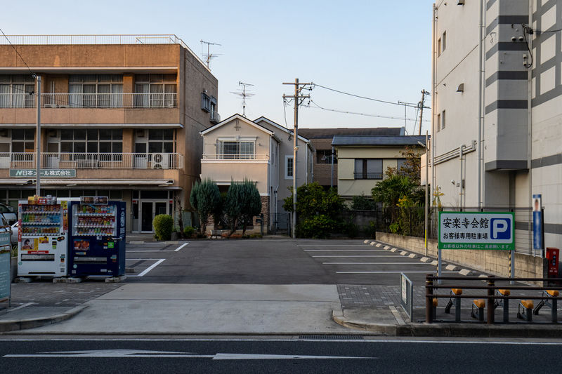 安楽寺会館 駐車場1