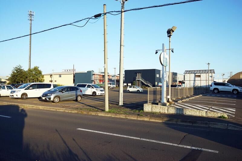清華堂 桂木ホール 駐車場