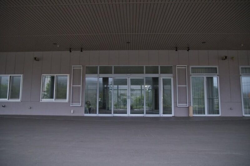 にいはら斎場 入口
