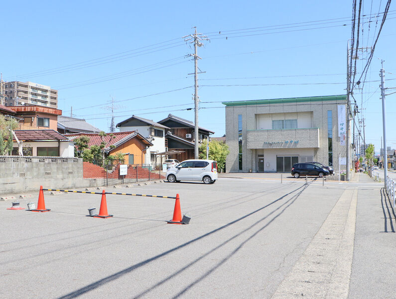 花泉セレモニーホール かすが 駐車場