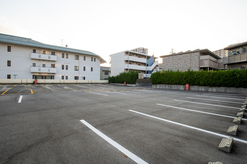 八事聖徳寺会館 駐車場1