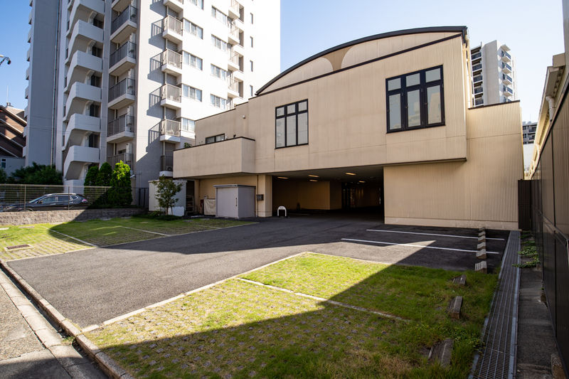 平安会館　尾頭橋斎場 駐車場1