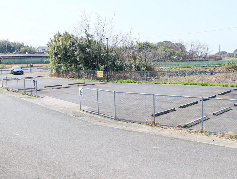 モリソウ森岡葬祭ホール 駐車場