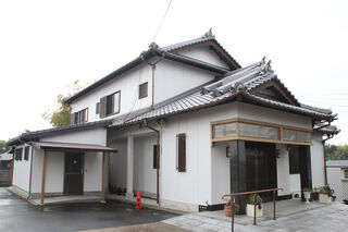 稲葉山放佛殿