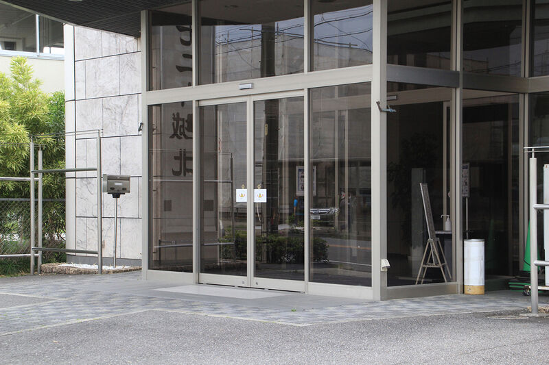 十方舎 セレモニー城北 玄関