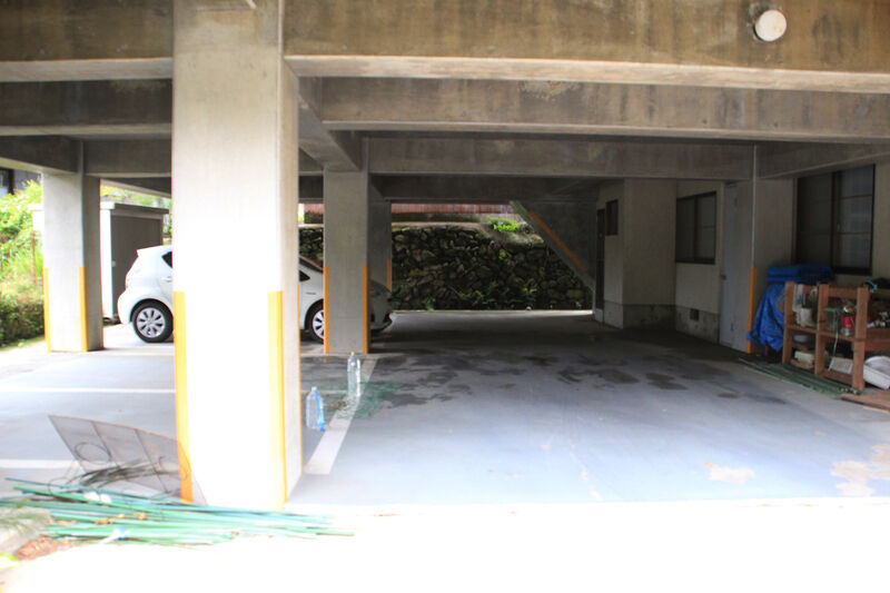 大徳寺ホール 駐車場