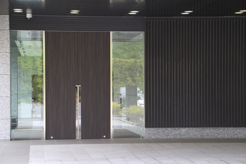 岡崎市斎場 玄関