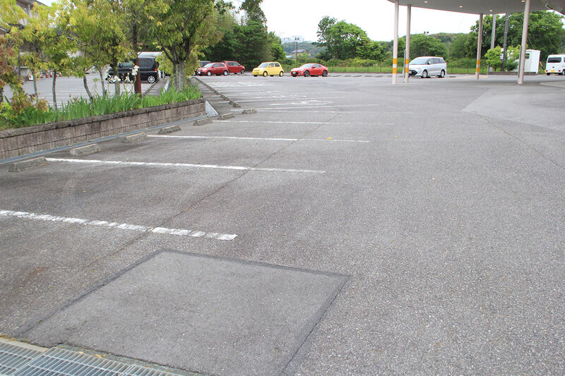 天昇苑 駐車場