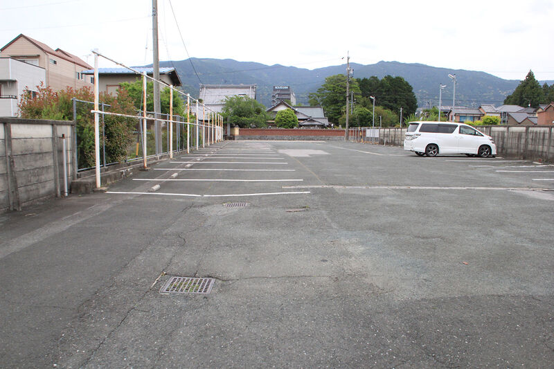 東海典礼 新城会館 駐車場