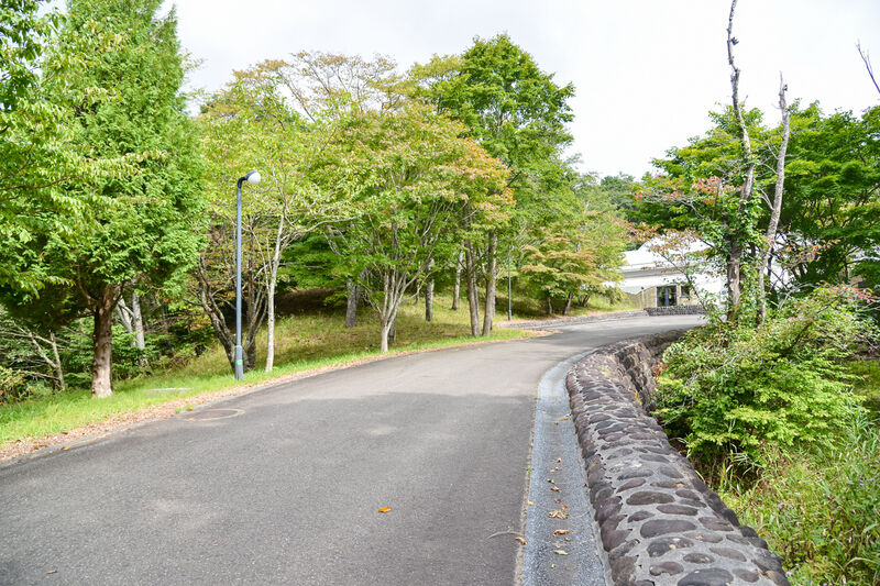 東通村斎場 入口２