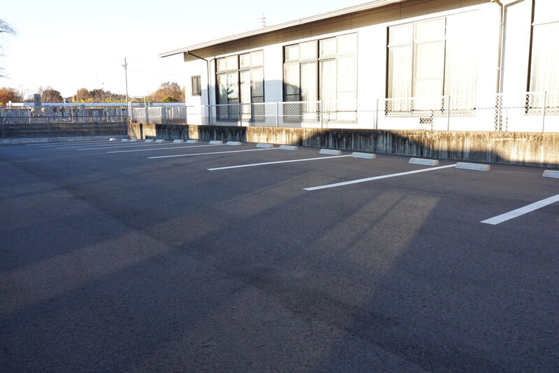 緑会館 駐車場２