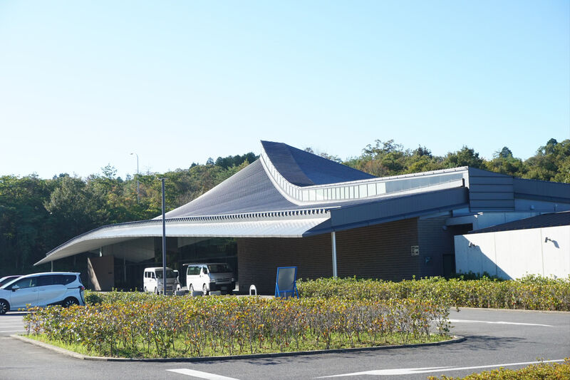 多治見市火葬場　華立やすらぎの杜 外観１