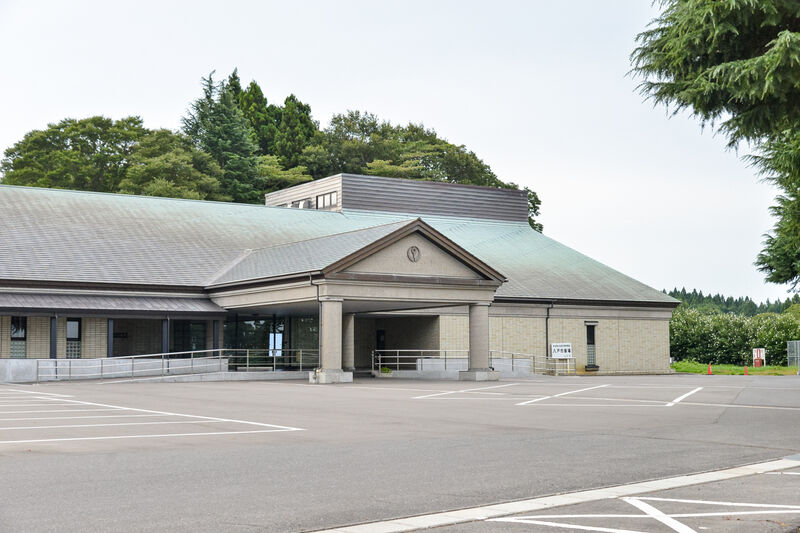 八戸市斎場 外観３