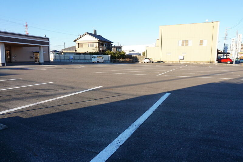 メモワール笠松 駐車場