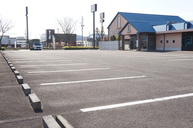 メモワール鵜沼 駐車場