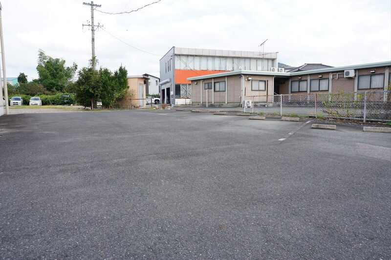 橋本葬祭　川辺ホール 駐車場