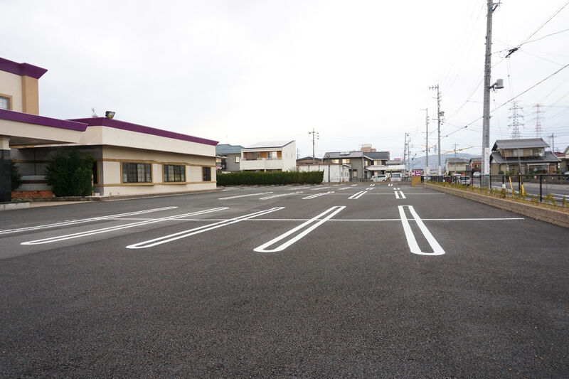 ティア又丸 駐車場