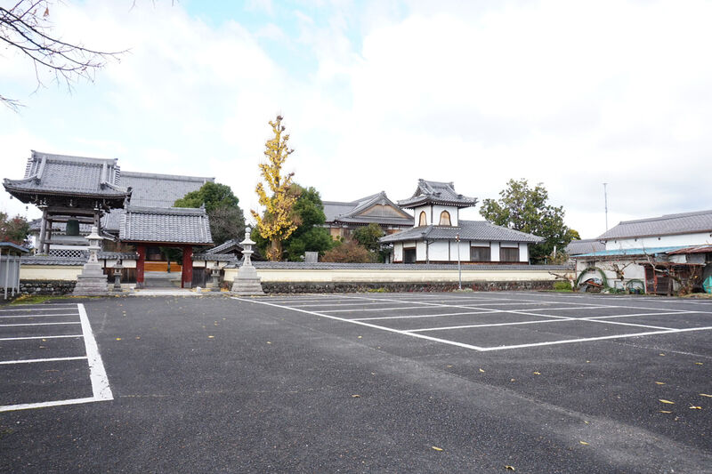 正尊寺 駐車場