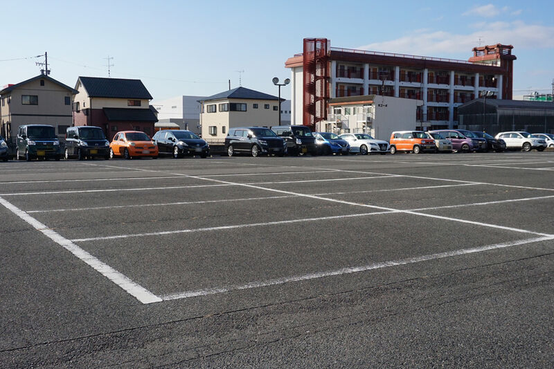 アスピカホール六条 駐車場