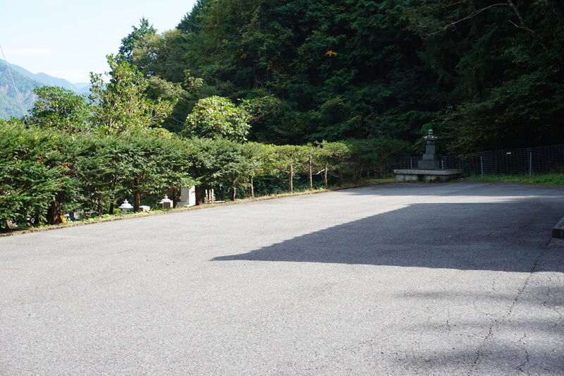 付知火葬場 駐車場