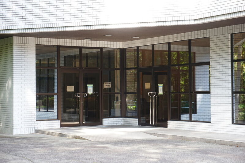 小坂斎場 入口2