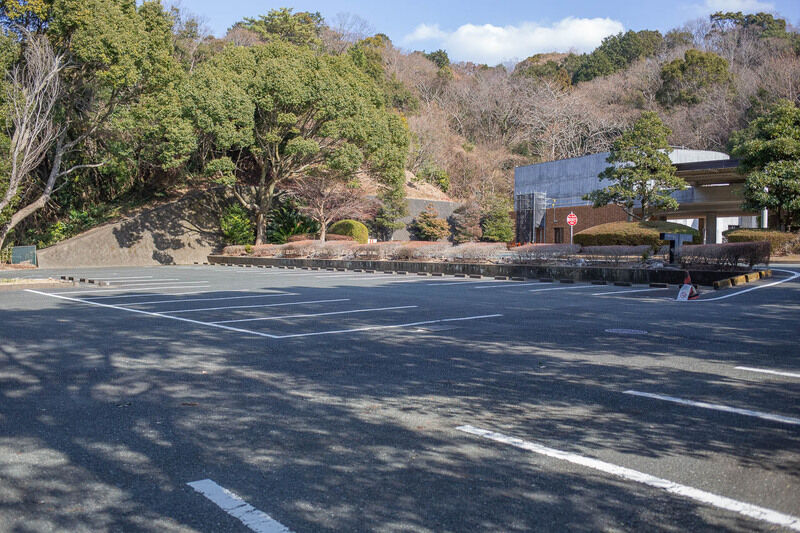 中遠聖苑 駐車場１