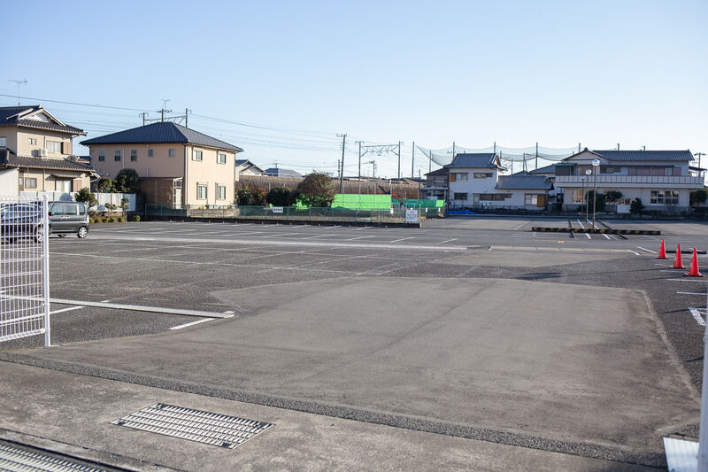 金華堂 新館 駐車場２