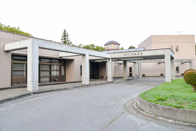青森市浪岡斎園 外観１