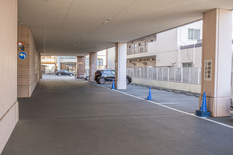 あいネットホール新川 駐車場１