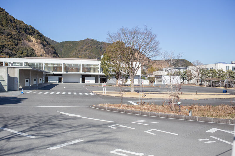 静岡市静岡斎場 駐車場２